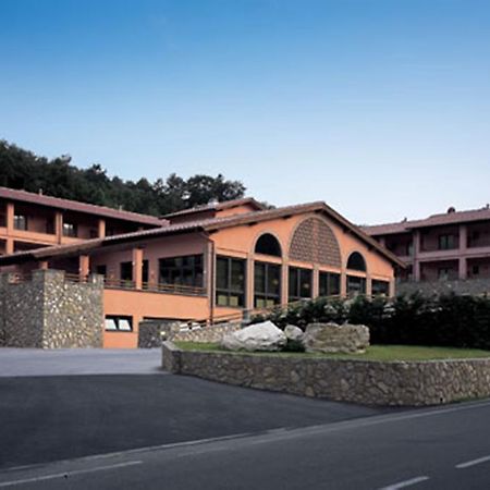 Meridiana Country Hotel กาเลนซาโน ภายนอก รูปภาพ